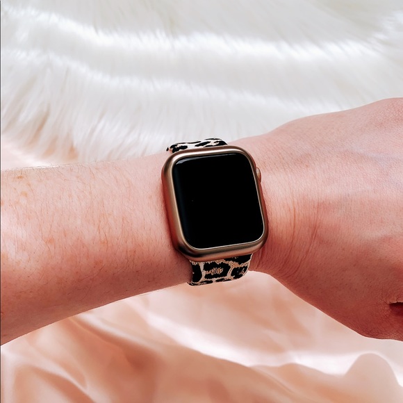 Apple Watch Band Leopard Animal Print Silicone - Picture 2 of 6